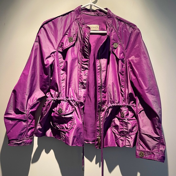 Lightweight jacket - Picture 3 of 7